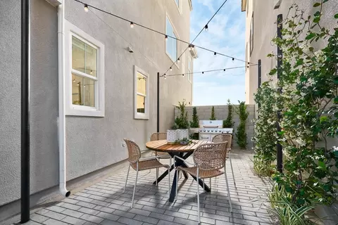 Exterior - 27377 Harrier Ct, Valencia, CA 91381 photo 6 of 11