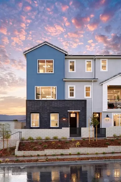 Exterior - 27377 Harrier Ct, Valencia, CA 91381 photo 5 of 8