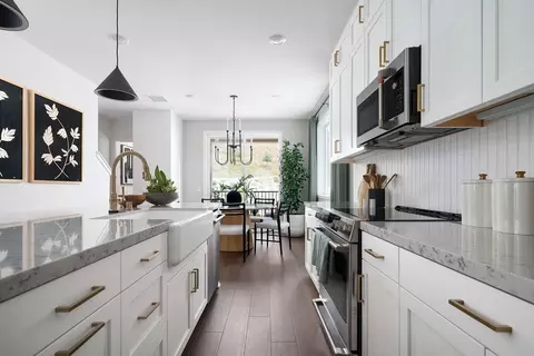 Kitchen - 27377 Harrier Ct, Valencia, CA 91381 photo 4 of 6