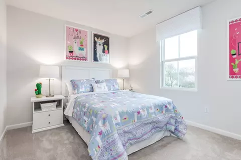 Bedroom - 611 Coopers Mill Dr, Westminster, SC 29693 photo 7 of 7