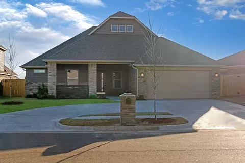 Exterior - 16140 Tall Grass Dr, Moore, OK 73170 photo 10 of 14