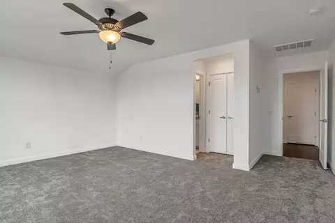 Bedroom - 16140 Tall Grass Dr, Moore, OK 73170 photo 6 of 6
