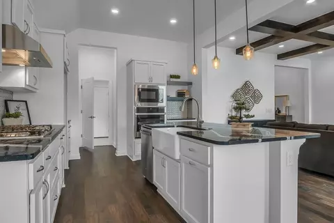 Kitchen - 16140 Tall Grass Dr, Moore, OK 73170 photo 2 of 2