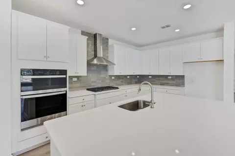 Kitchen - 182 Brook Forest Dr, Saint Augustine, FL 32092 photo 6 of 13