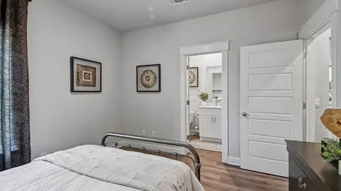 Bedroom - 147 Cornerstone Dr, Brandon, MS 39042 photo 11 of 11