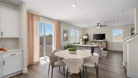 Dining - 3943 W Babcock Ave, Visalia, CA 93291 photo 1 of 1