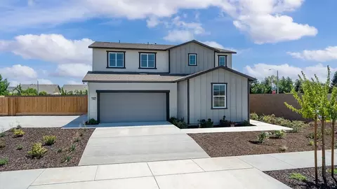 Exterior - 3943 W Babcock Ave, Visalia, CA 93291 photo 4 of 4