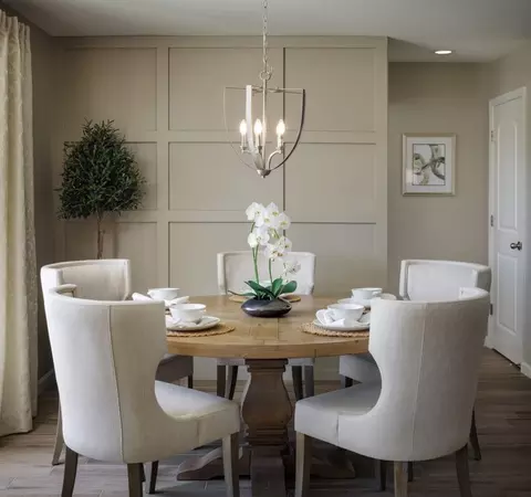 Dining - 701 S Plum Ct, Dinuba, CA 93618 photo 1 of 3