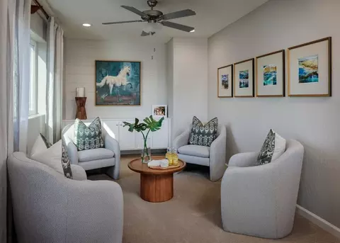 Living - 701 S Plum Ct, Dinuba, CA 93618 photo 3 of 5