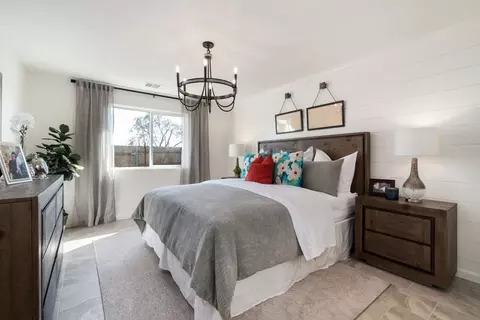 Bedroom - 701 S Plum Ct, Dinuba, CA 93618 photo 3 of 9