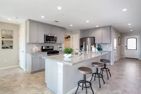 Other - 701 S Plum Ct, Dinuba, CA 93618 photo 7 of 11