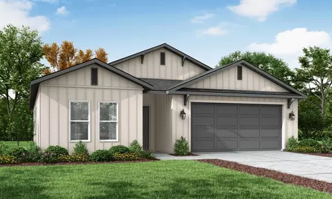 Exterior - 701 S Plum Ct, Dinuba, CA 93618 photo 3 of 7