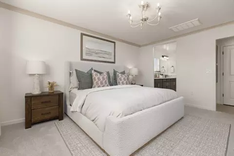 Bedroom - 701 S Plum Ct, Dinuba, CA 93618 photo 3 of 7