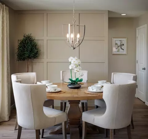Dining - 701 S Plum Ct, Dinuba, CA 93618 photo 1 of 4