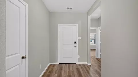 1069 Burnt Ranch Ln, Fort Worth, TX 76131