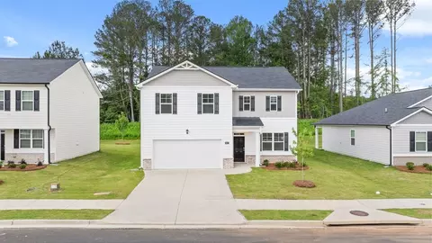 61 Clubview Dr, Hoschton, GA 30548