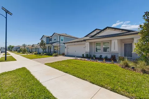 Exterior - 13701 Brushleaf Ct, Hudson, FL 34669 photo 5 of 8