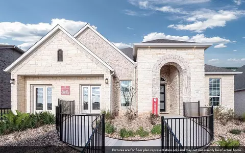 Exterior - 2013 Trophy Dr, Heath, TX 75126 photo 4 of 10