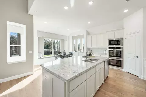 Kitchen - 301 River Meadows Ln, Argyle, TX 76226 photo 2 of 4