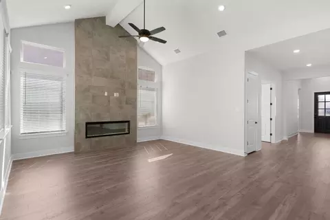 Living - 1712 Willow Bean Dr, Georgetown, TX 78628 photo 2 of 6