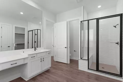 Bath - 1712 Willow Bean Dr, Georgetown, TX 78628 photo 7 of 9