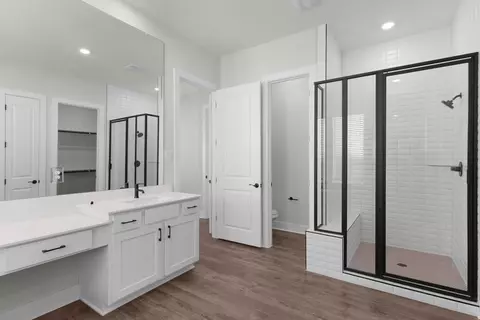 Bath - 1712 Willow Bean Dr, Georgetown, TX 78628 photo 3 of 9