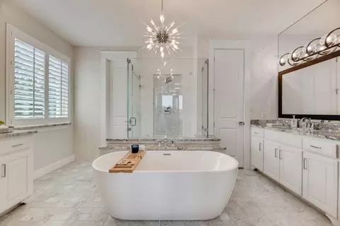 Bath - 3533 Ithaca St, Corinth, TX 76208 photo 1 of 3