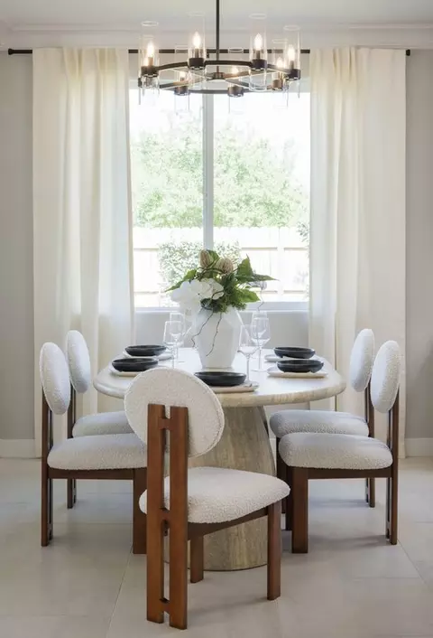 Dining - 1508 S Marcin St, Visalia, CA 93277 photo 4 of 4