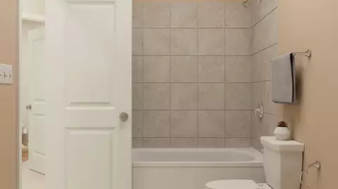 Bath - 85 Sandy Bottom Cir, Ranson, WV 25438 photo 5 of 8