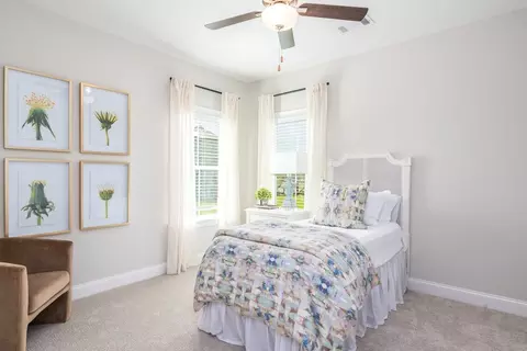 Bedroom - 127 Laurel Branch Dr, Dothan, AL 36305 photo 6 of 7