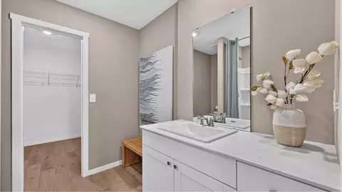 Bath - 331 Lago Ln, Freeport, FL 32439 photo 1 of 3