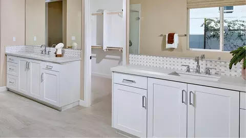 Bath - 5569 Mellano Way, Oceanside, CA 92057 photo 7 of 8