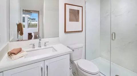 Bath - 5569 Mellano Way, Oceanside, CA 92057 photo 3 of 8