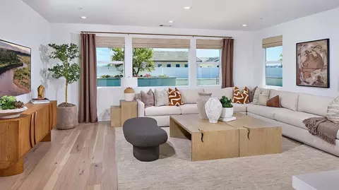Living - 5569 Mellano Way, Oceanside, CA 92057 photo 2 of 3