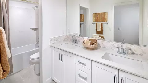 Bath - 5569 Mellano Way, Oceanside, CA 92057 photo 6 of 8