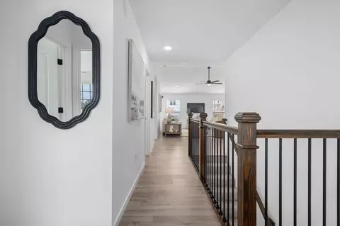 Entry Way - 1915 State Hwy Zz, Cuba, MO 65453 photo 4 of 14