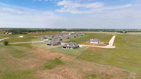 View/Area - 8261 Switchgrass Dr, Cashion, OK 73044 photo 9 of 11