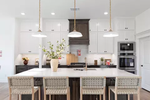 Kitchen - 8261 Switchgrass Dr, Cashion, OK 73044 photo 16 of 20