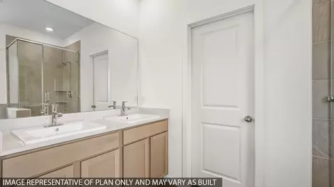Bath - 633 Bronze Wolf Ct, Conroe, TX 77303 photo 3 of 5