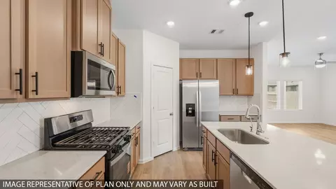 Kitchen - 633 Bronze Wolf Ct, Conroe, TX 77303 photo 1 of 4