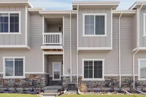 135 Robin Rd, Johnstown, CO 80534