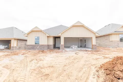 2216 NW 170th St, Edmond, OK 73012