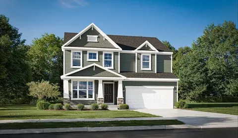 201 Scotsgrove Dr, Pataskala, OH 43062