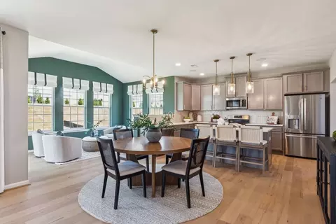 Dining - Mullen Drive, Sicklerville, NJ 08081 photo 1 of 1