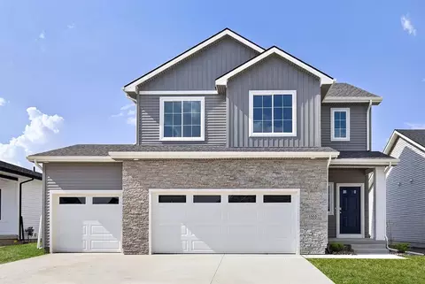 1555 Werthman Dr, Waukee, IA 50263