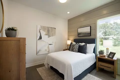 Bedroom - 112 Cresthaven Ln, Georgetown, TX 78628 photo 5 of 6