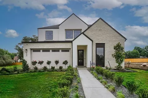 Exterior - 204 Cresthaven Ln, Georgetown, TX 78628 photo 3 of 9