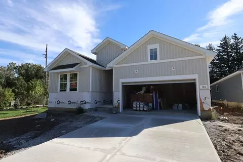 Exterior - 306 Delta Way, Elyria, OH 44035 photo 2 of 7