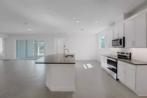 Kitchen - 7425 Sea Manatee St, Parrish, FL 34219 photo 1 of 8