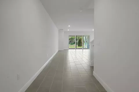 Entry Way - 7425 Sea Manatee St, Parrish, FL 34219 photo 6 of 6